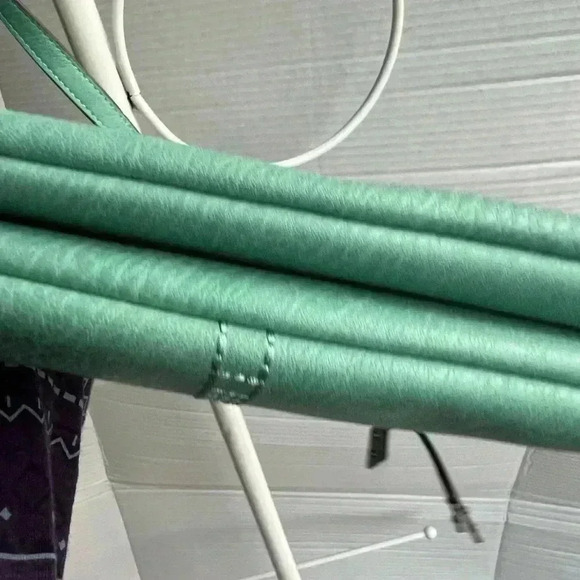 Sadie Vegan Leather Crossbody Bag - Picture 8 of 8